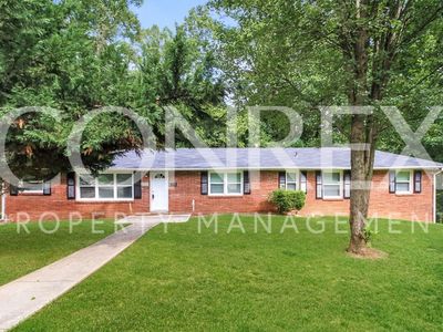 2713 Drewry Ln, Winston Salem, NC, 27105