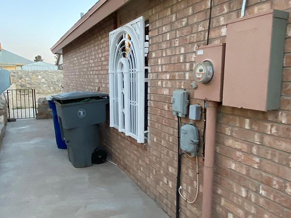 2nd image of 11716 Riverstone Dr