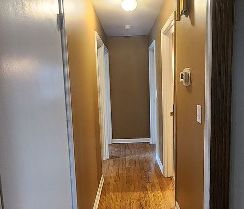 5th image of 8203 Camberley Dr