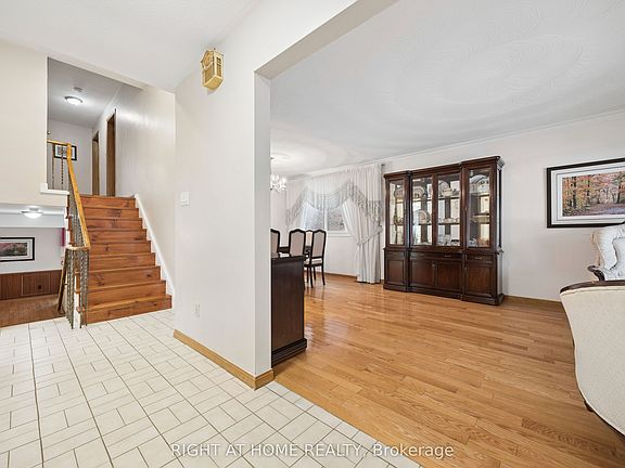 3rd image of 126 Homestead Rd