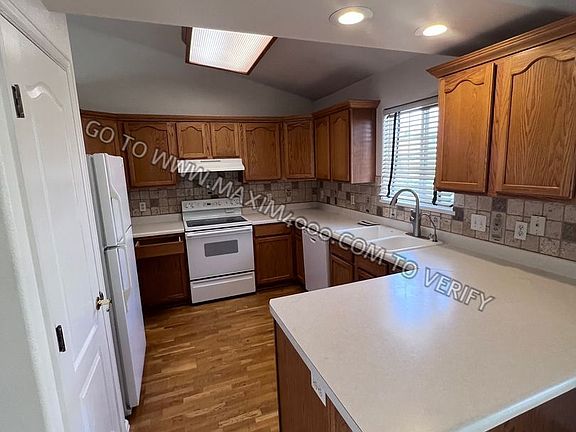 4th image of 627 Hunter Creek Dr