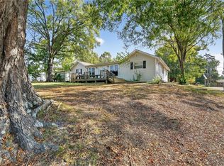 3228 Yanceyville St, Greensboro, NC 27405