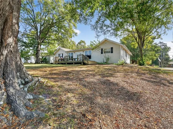 3228 Yanceyville St, Greensboro, NC 27405