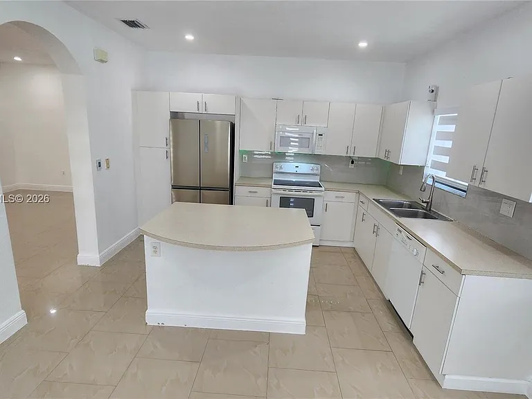 10752 SW 228th Ter — Photo 22