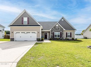 408 Durham Station Dr, Jacksonville, NC 28546