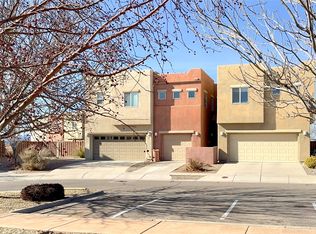 19 Canyon Cliff Dr, Santa Fe, NM 87508