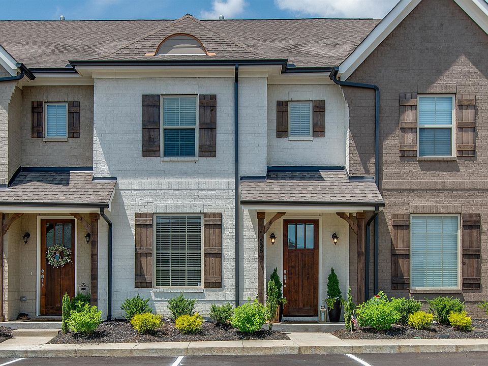 1st image of 526 Harpeth Park Dr