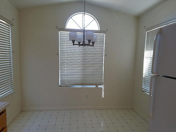 3rd image of 715 Friguglietti Ave