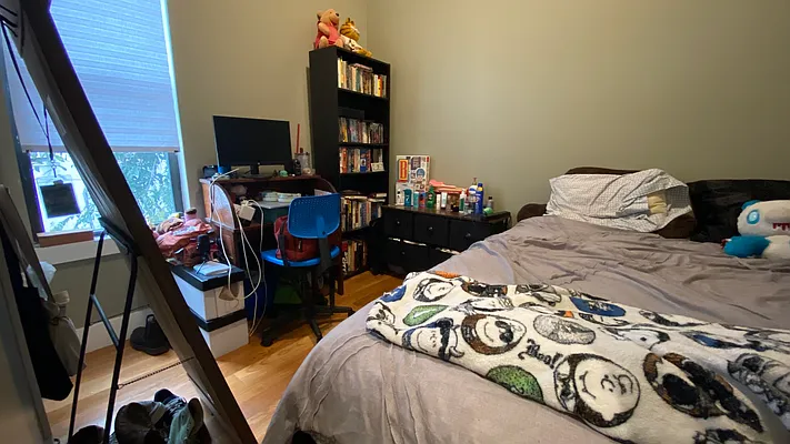 Rented by Nooklyn NYC LLC | media 32