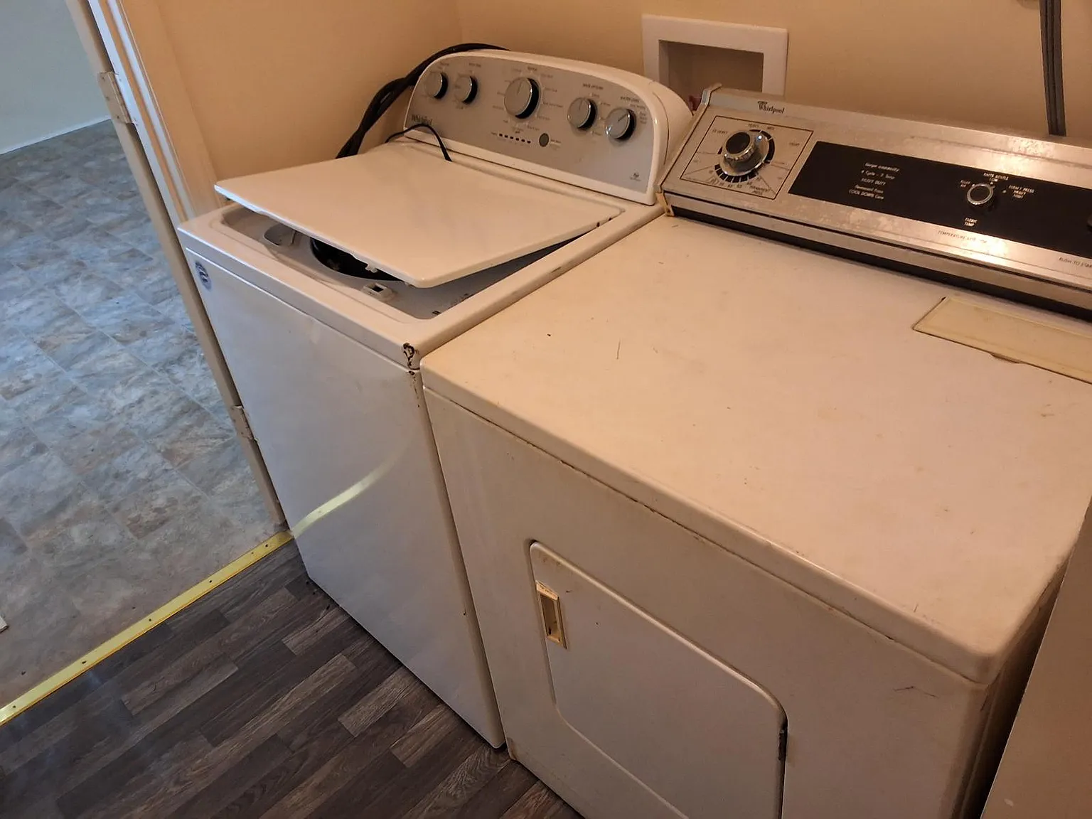 3 bed, 1098 sqft, $1,350 — Photo 4