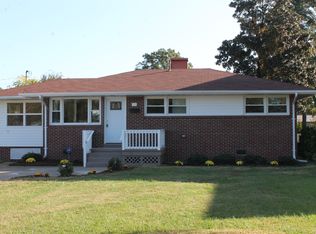 14 Pratt St, Hampton, VA 23669