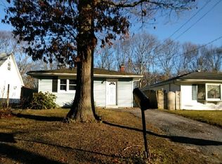 197A Patchogue Ave, Mastic, NY 11950
