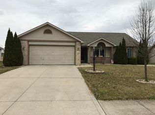 7614 Wynnewood Ln, Fort Wayne, IN 46835