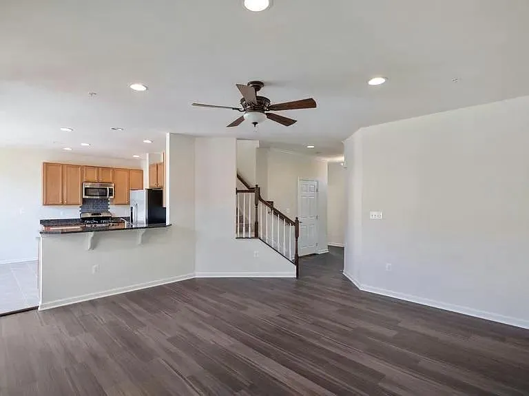 11830 Steeplebush Dr — Photo 3