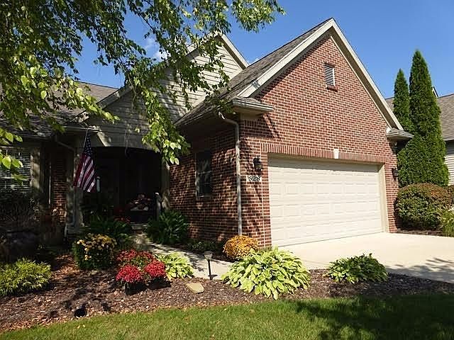 1st image of 528 Brooks Hollow Ct