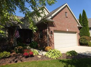 528 Brooks Hollow Ct, Dundee, MI 48131