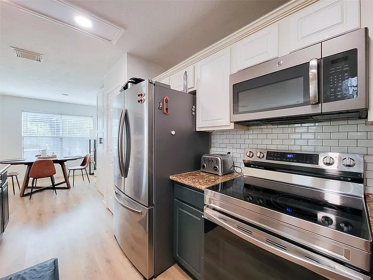 42 Wineberry Pl — Photo 7