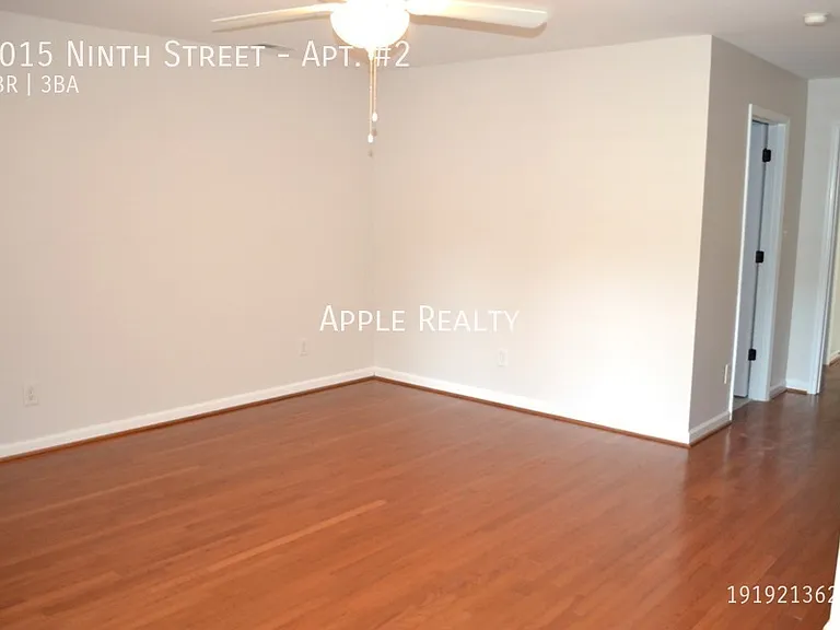 1015 9th St #2 — Photo 18