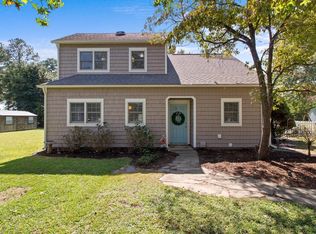 150 Churchill Rd, Hartfield, VA 23071