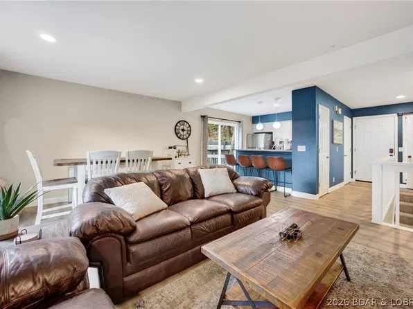 252 Walkers Cay Dr, Osage Beach, MO 65065