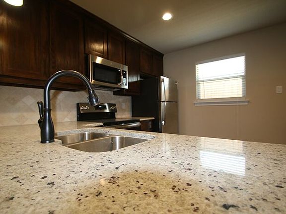 2nd image of 1301 White Sand Dr