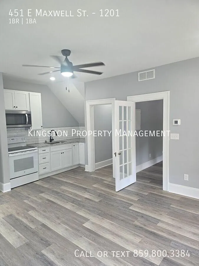 451 E Maxwell St — Photo 2