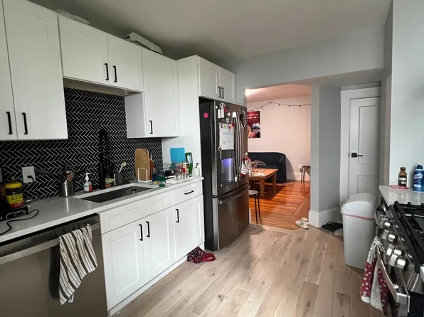 5 Dickson St, Somerville, MA