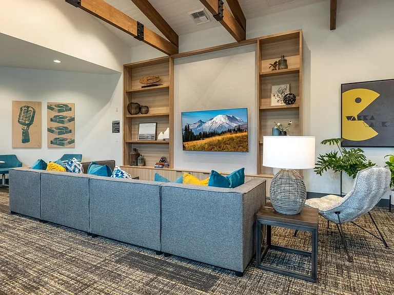 Meridian Pointe — Photo 105