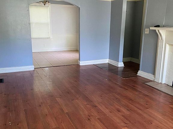 3rd image of 116 Lonas Dr