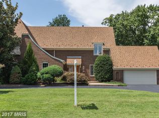 9817 Glenolden Dr, Potomac, MD 20854