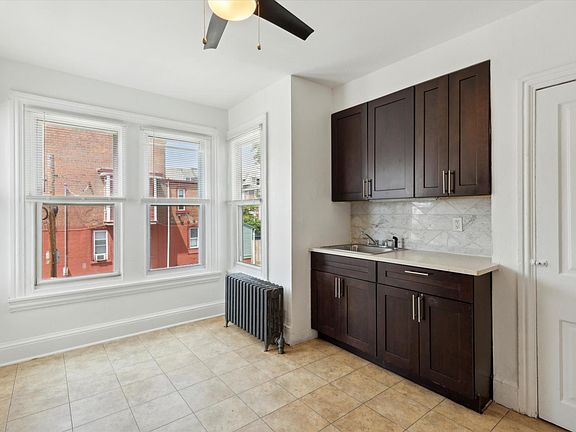 5th image of 731 W Lafayette St Floor 2