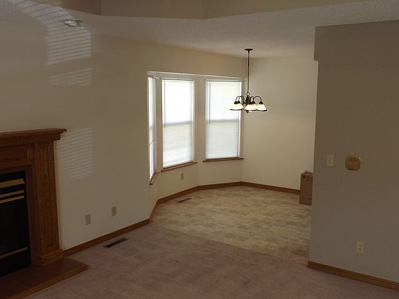 4th image of 1015 Ohio St APT A