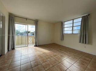 8400 Byron Ave APT 2F, Miami Beach, FL 33141