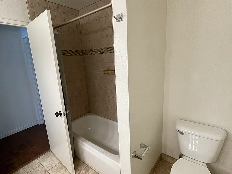 900 W Sierra Madre Ave #33 — Photo 18