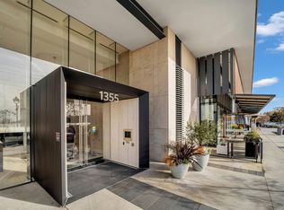 1355 Bellevue Ave #601, West Vancouver, BC V7T0B4