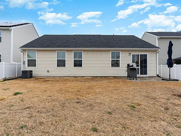5th image of 1306 Bent Willow Dr