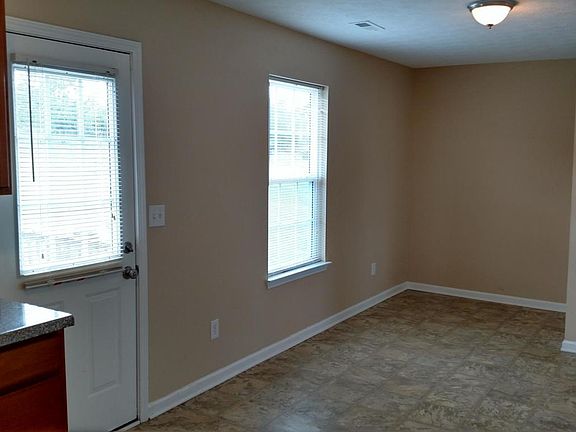 4th image of 164 Bernice Dr