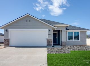 7451 E Marble Springs Dr, Caldwell, ID 83605