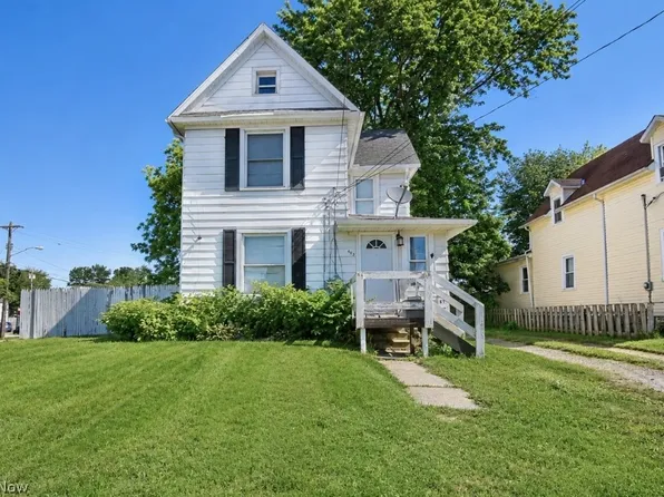 403 New St, Fairport Harbor, OH 44077
