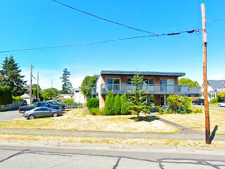 2100 Eldridge Ave — Photo 20
