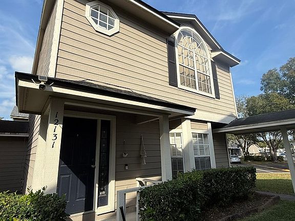 2nd image of 12131 Bruceton Way