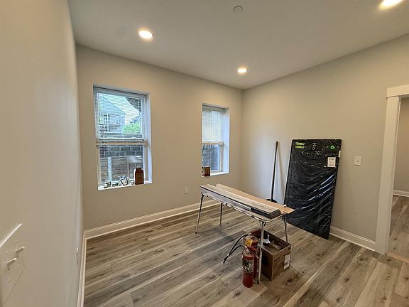 5th image of 74 Kirkland St APT 4