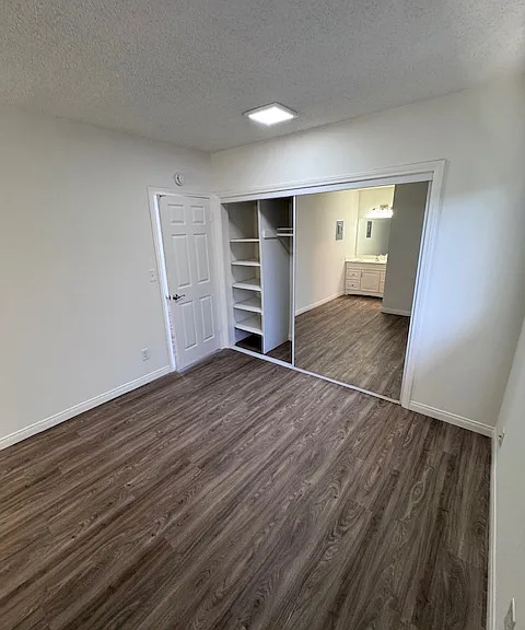 16251 Woodruff Ave — Photo 23