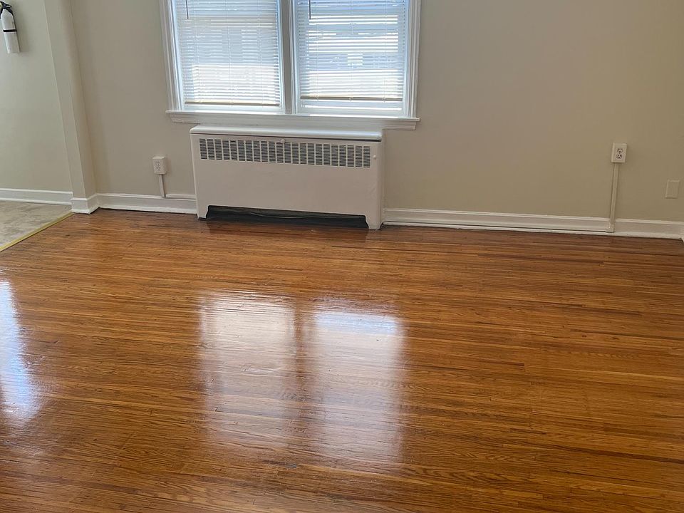 1st image of 7401 Woodbine Ave APT 2A