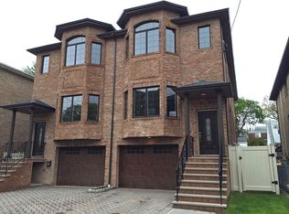 759 W End Ave, Cliffside Park, NJ 07010