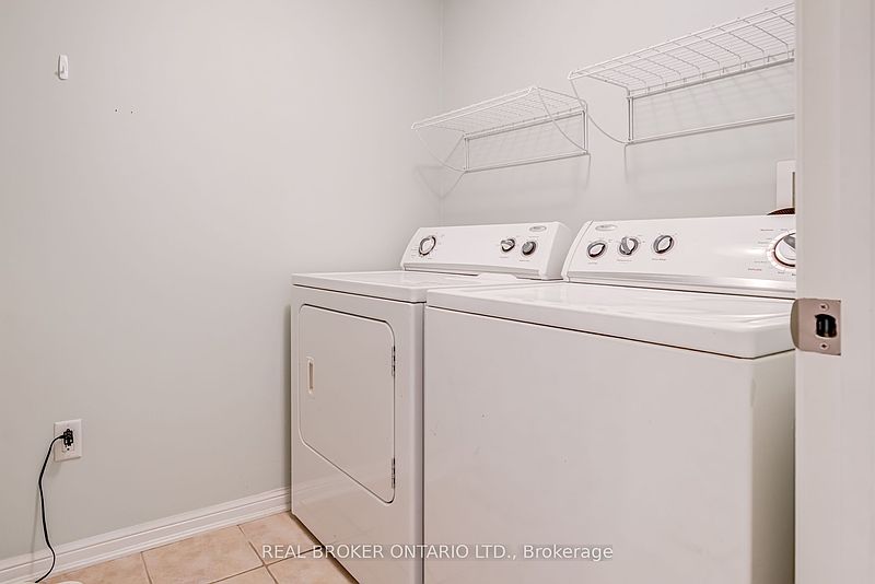 Toronto Townhouse for rent - 2 Bedrooms — photo 21
