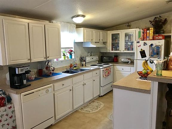 2nd image of 3423 Sedgefield Dr