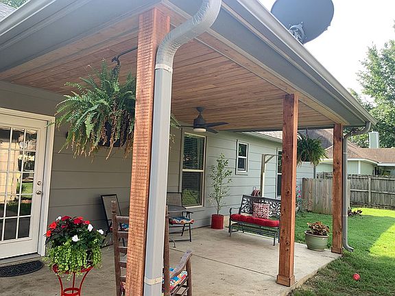 2nd image of 3015 Lauren Dr
