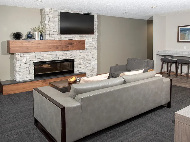Chaska Place Apartments — Photo 27