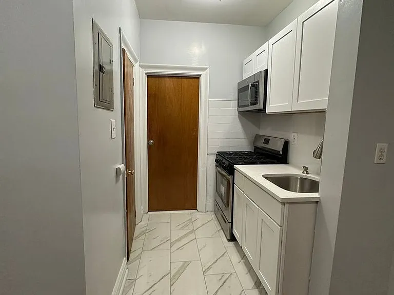 6412 - Golden Crest 6412 Park Avenue, LLC — Photo 12